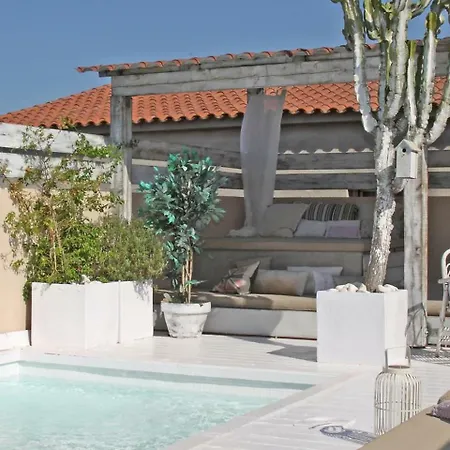 Holiday Casa Rosa Tatil Evi *